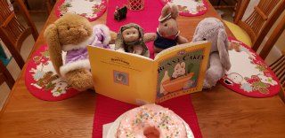 Bunnies reading